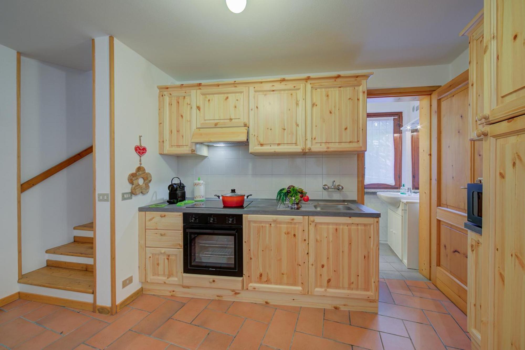 Villa Il Castagno Few Min From Beach - Happy Rentals Castelveccana Bagian luar foto